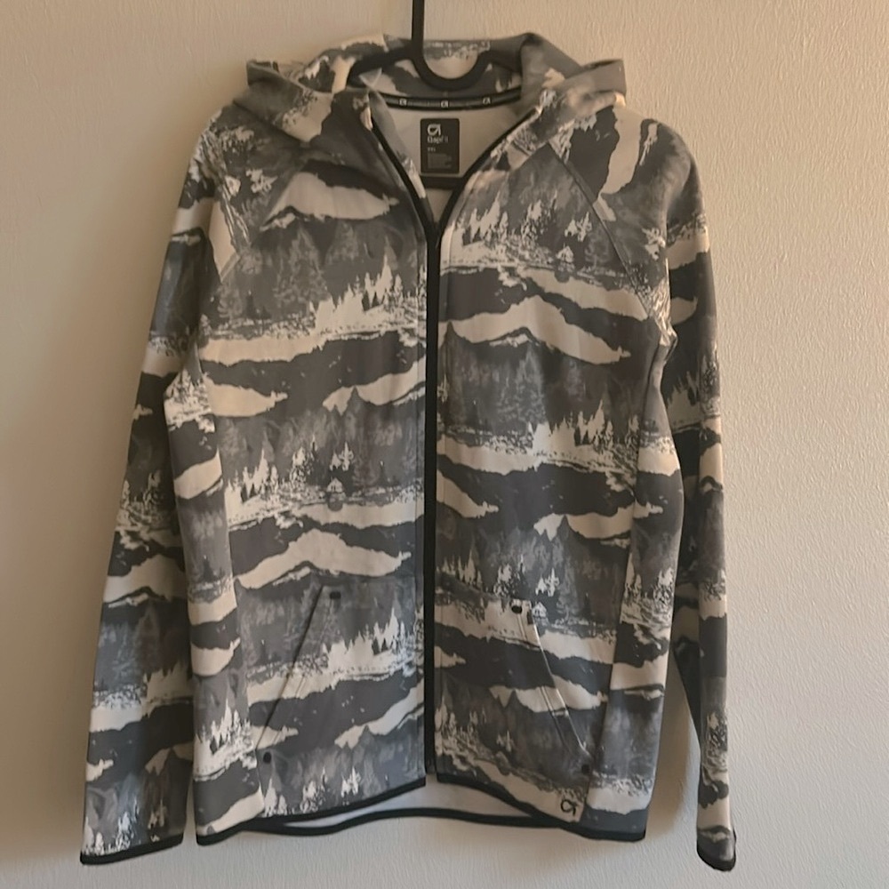 EUC Gap Kids Grey/Cream Outdoor Graphics Full Zipper 2 Pockett Hoodie..Size:XXL